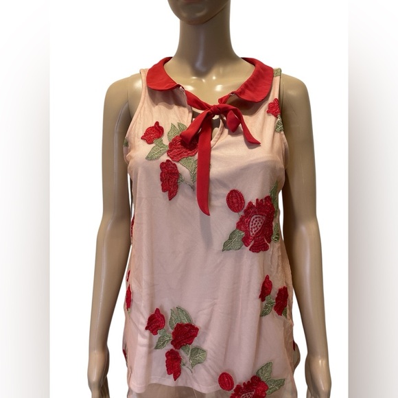 Disney X Lauren Conrad Snow White Embroidered Sleeveless Top size XS - Picture 2 of 5